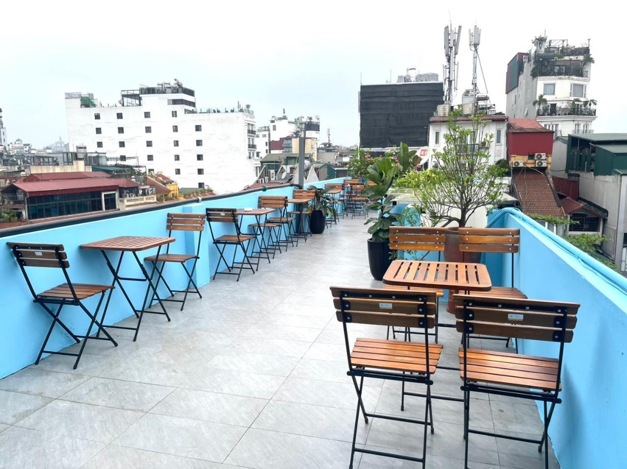 Awesome Hanoi Hostel Exterior photo